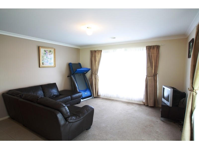 27 Candlewood Drive, Strathfieldsaye VIC 3551