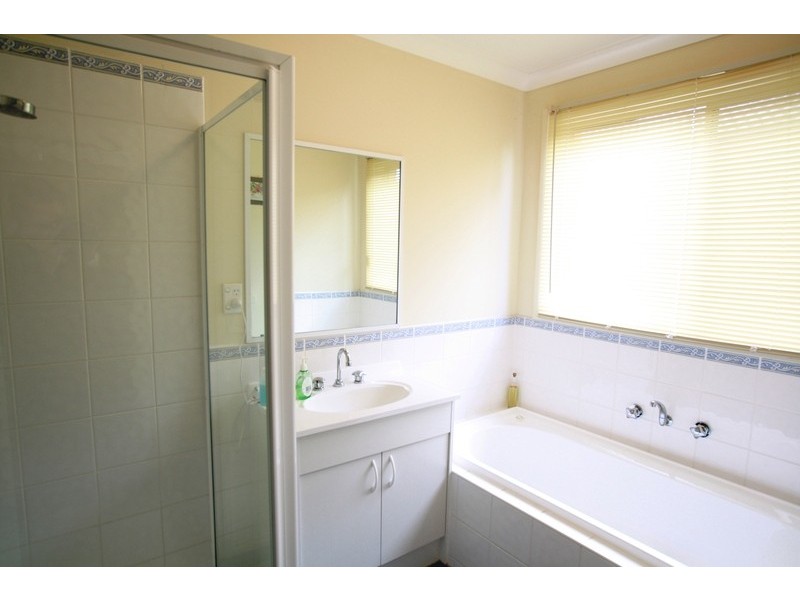 27 Candlewood Drive, Strathfieldsaye VIC 3551