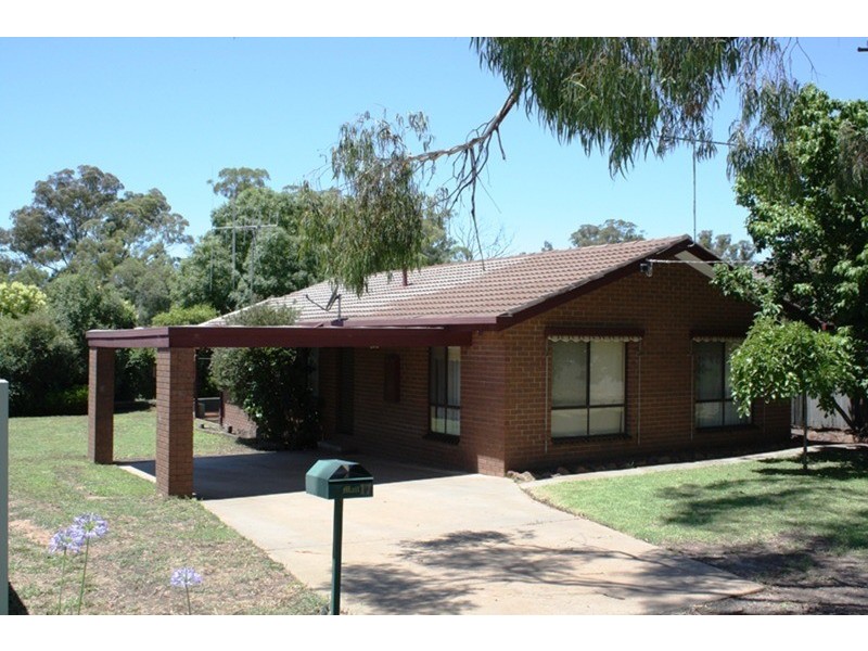 17 Marnie Road, Strathdale VIC 3550