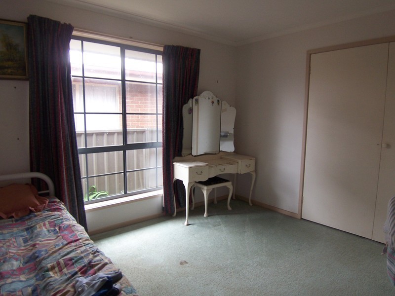 33 Gallway Drive, Eaglehawk VIC 3556