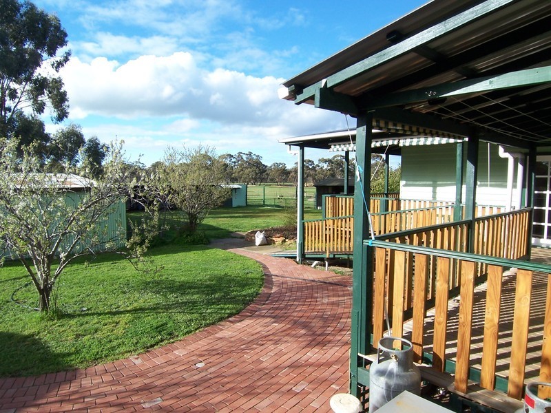 9 Crappers Road, Neilborough VIC 3570