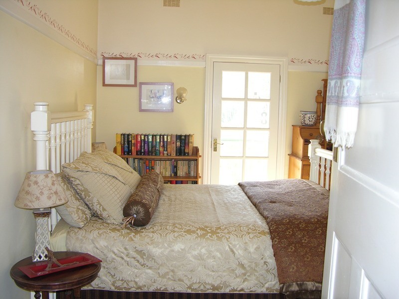 9 Crappers Road, Neilborough VIC 3570