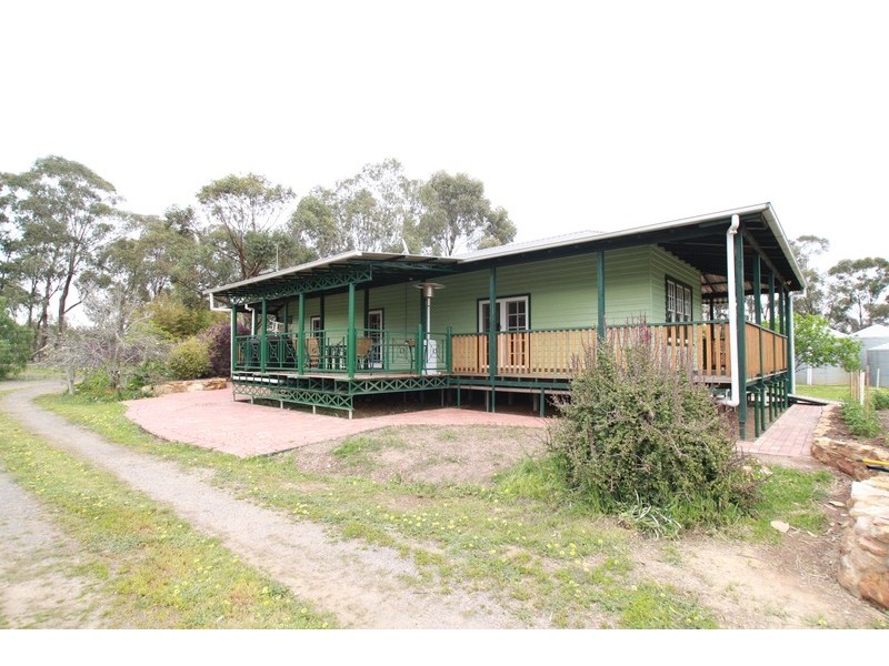 9 Crappers Road, Neilborough VIC 3570