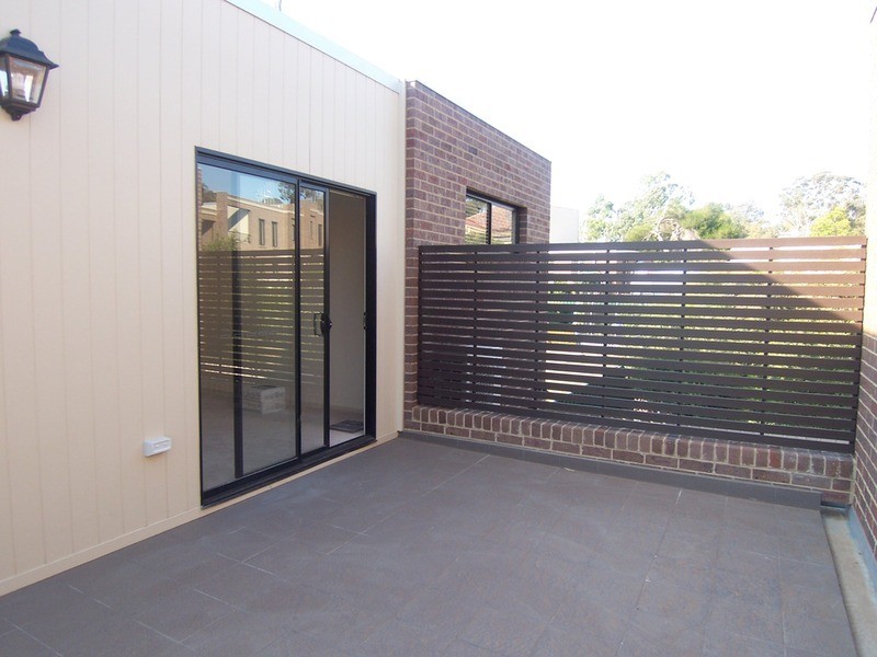 4/50 Race Street, Flora Hill VIC 3550