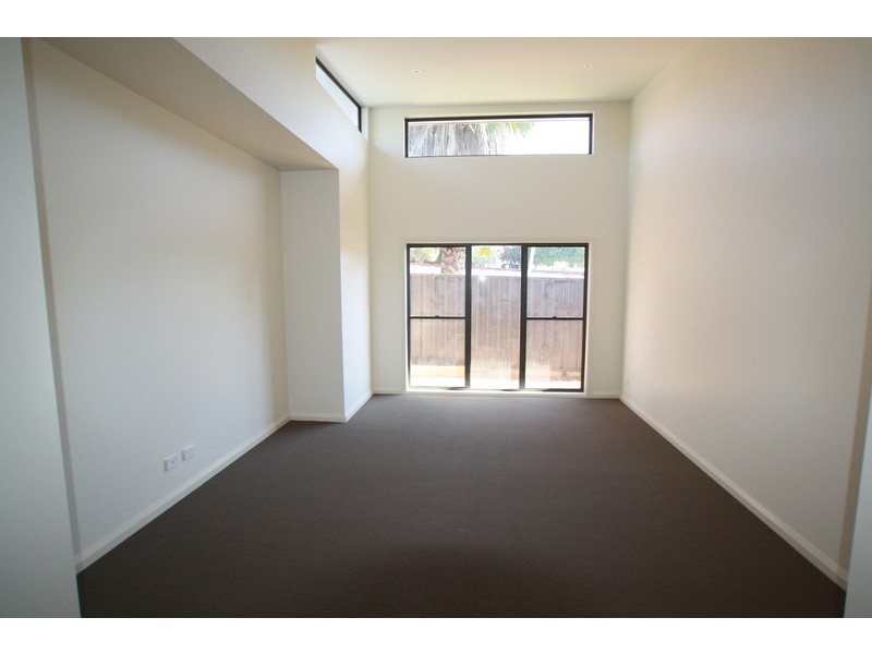 31a Reginald Street, Quarry Hill VIC 3550