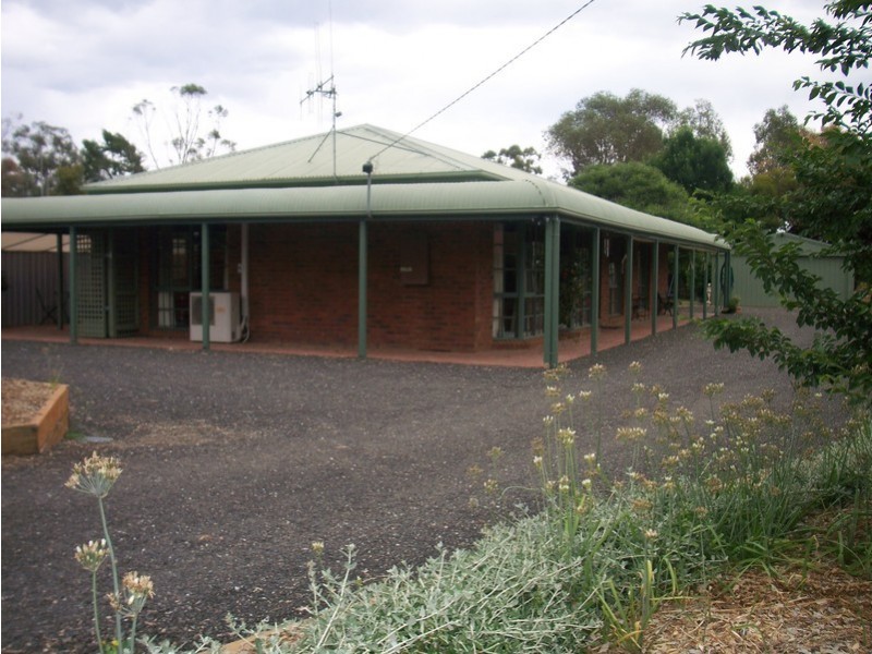 28 Tyler Street, Goornong VIC 3557