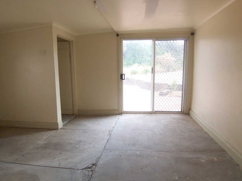 8 Honeysuckle Street, Eaglehawk VIC 3556