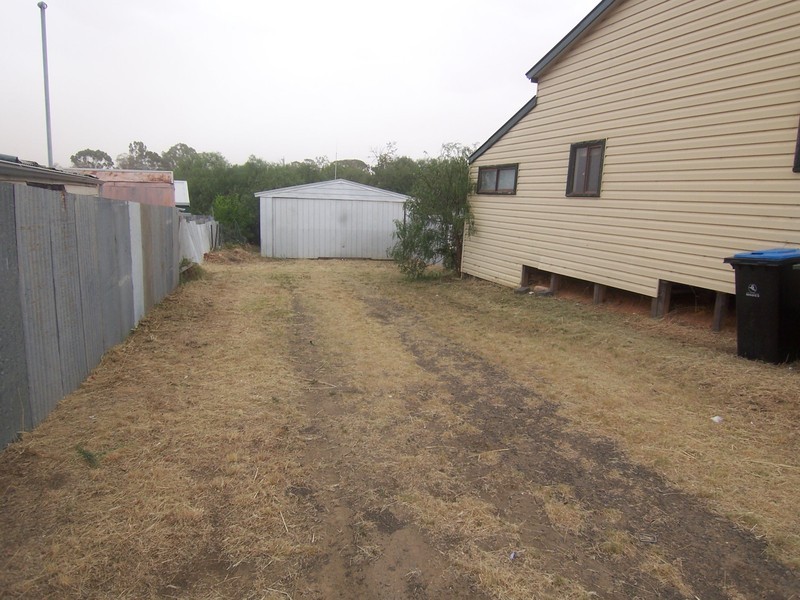 8 Honeysuckle Street, Eaglehawk VIC 3556