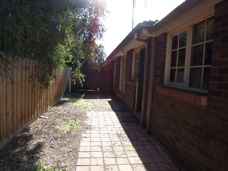 4/26 Rodney Street, Quarry Hill VIC 3550