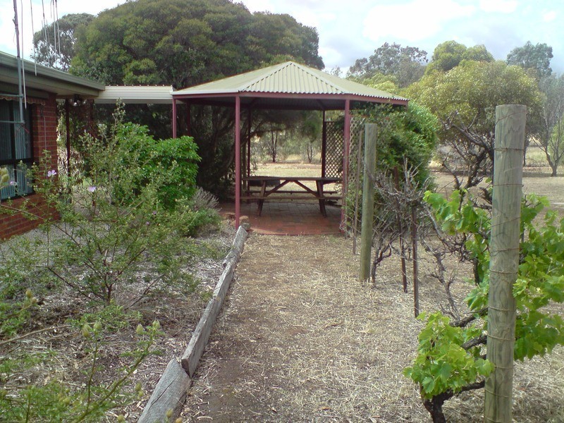 130 Powers Road, Marong VIC 3515