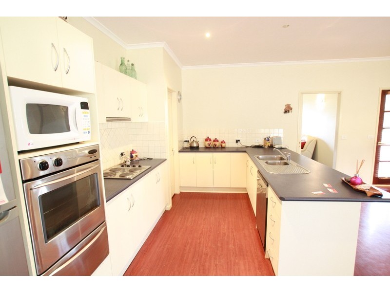 25 Marcus Court, Maiden Gully VIC 3551