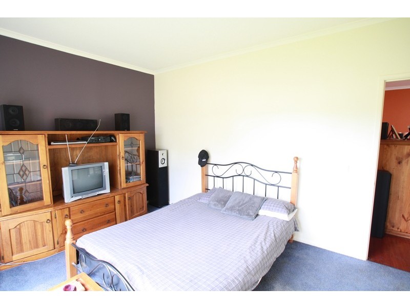 25 Marcus Court, Maiden Gully VIC 3551