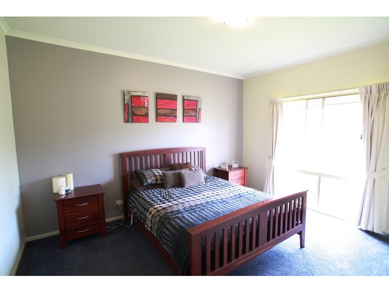 25 Marcus Court, Maiden Gully VIC 3551