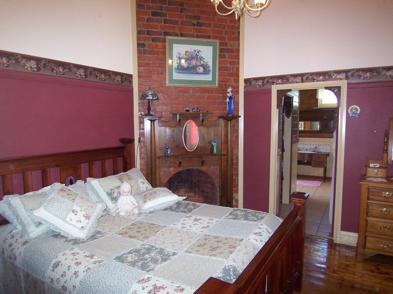 11 Church Street, Eaglehawk VIC 3556