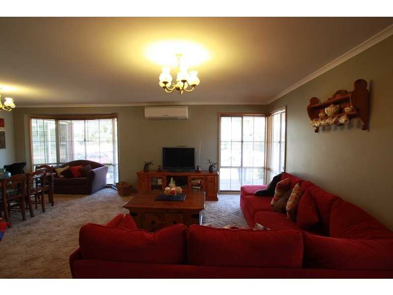 13 Belmont Street, Inglewood VIC 3517