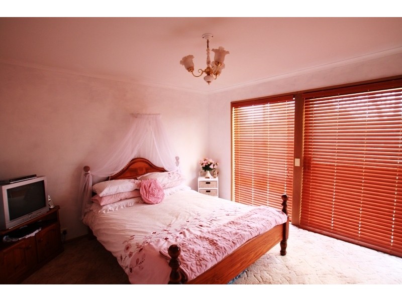 13 Belmont Street, Inglewood VIC 3517