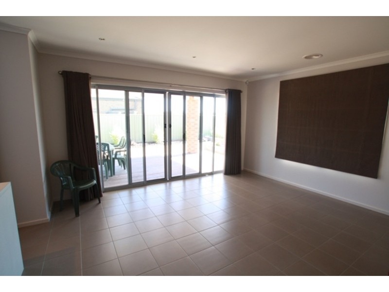 200 Station Street, Epsom VIC 3551