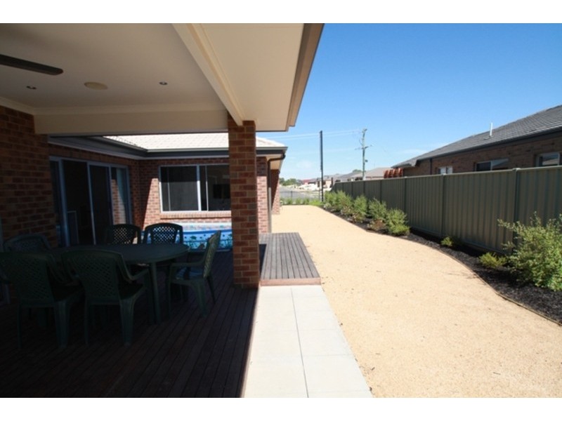 200 Station Street, Epsom VIC 3551