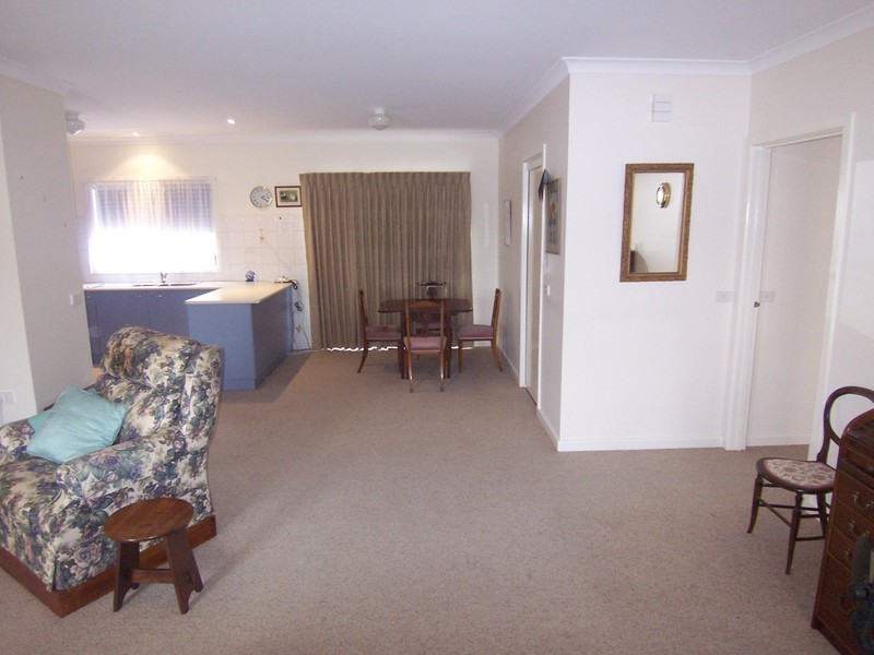 3/22 Holyrood Street, Maryborough VIC 3465