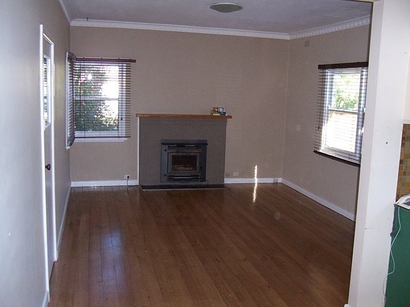 33 Russell Street, Quarry Hill VIC 3550