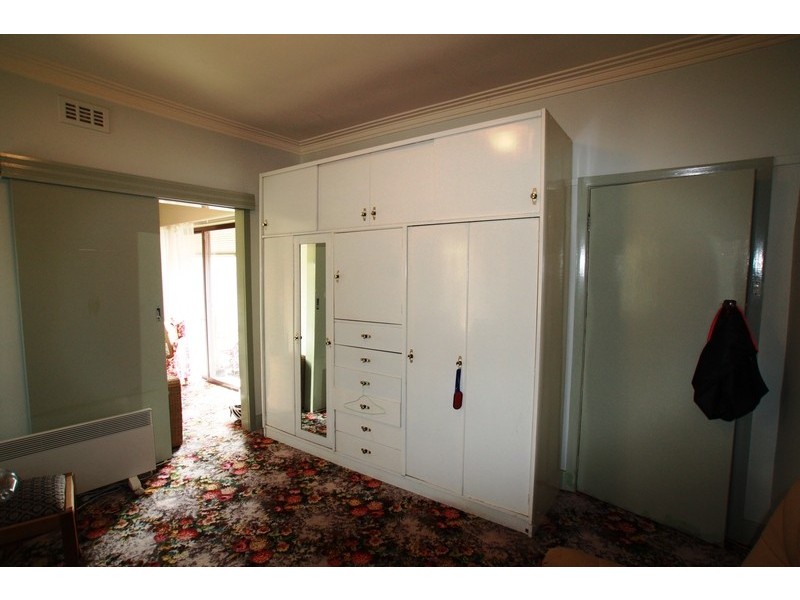 5 Bray Street, Long Gully VIC 3550