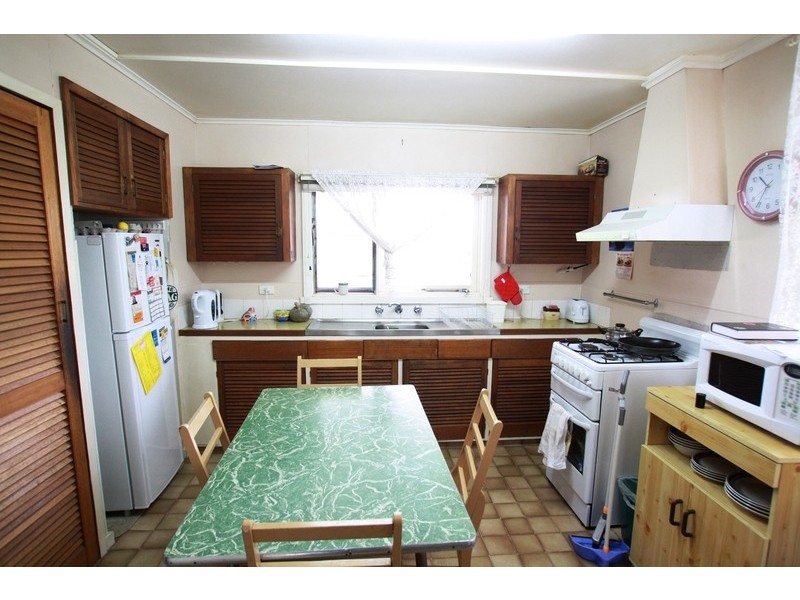 17 Hunter Avenue, California Gully VIC 3556