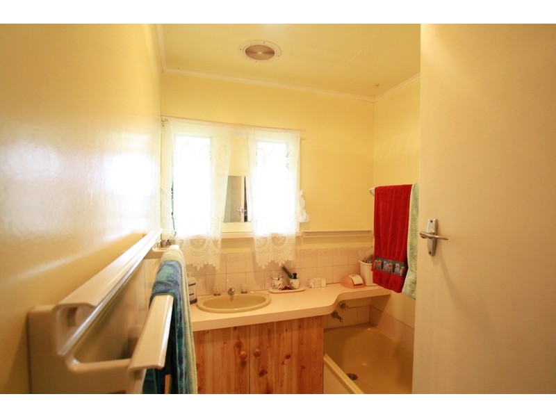 17 Hunter Avenue, California Gully VIC 3556