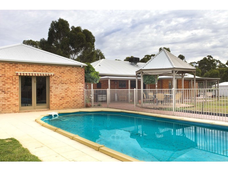 57 Walmer Street, Strathfieldsaye VIC 3551