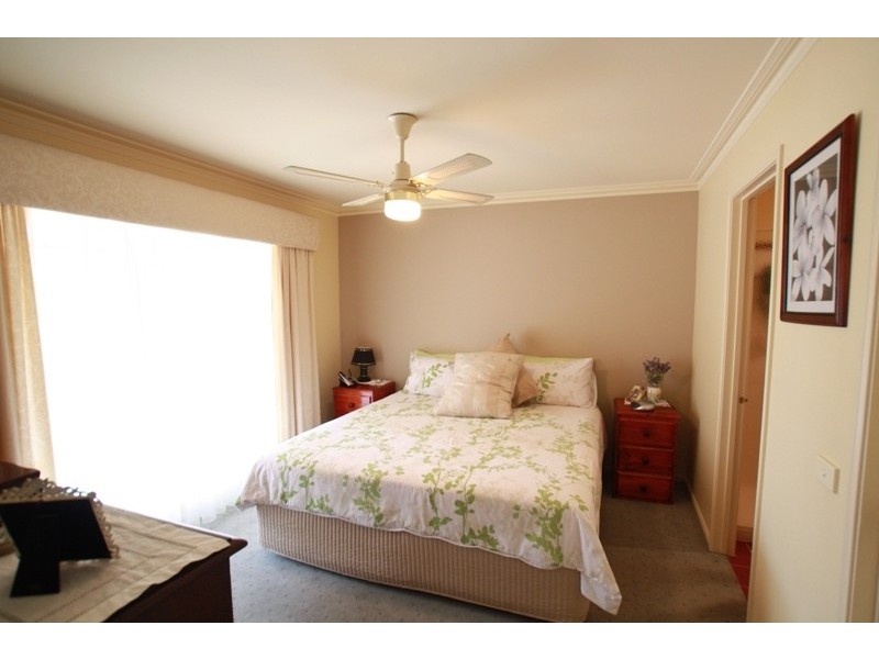 105 Simpsons Road, Eaglehawk VIC 3556