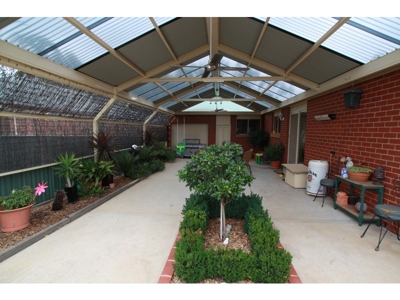 105 Simpsons Road, Eaglehawk VIC 3556