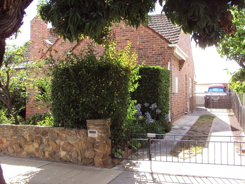 10 Dungey Avenue, Flora Hill VIC 3550