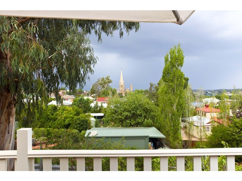 24 Old Violet Street, Bendigo VIC 3550