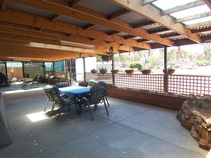 11 Sullivan Street, Inglewood VIC 3517