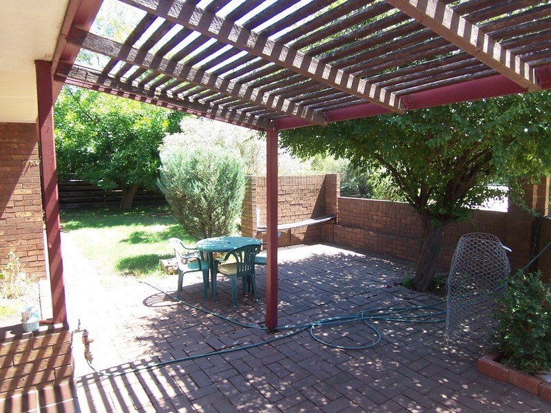 32 Pine Grove, Goornong VIC 3557