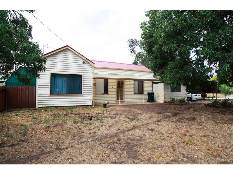 19 Grant Street, Goornong VIC 3557