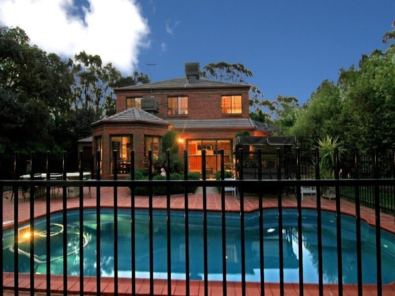 149 Edwards Rd, Kennington VIC 3550
