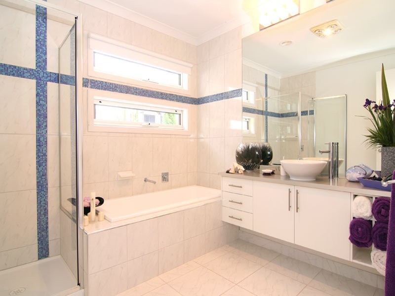 1A Lakewood Drive, Kennington VIC 3550