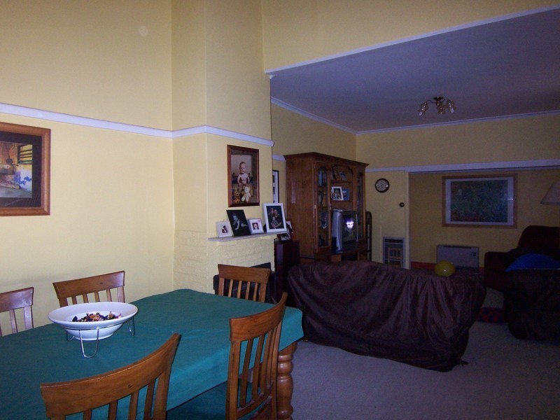 18 Taylor Street, California Gully VIC 3556