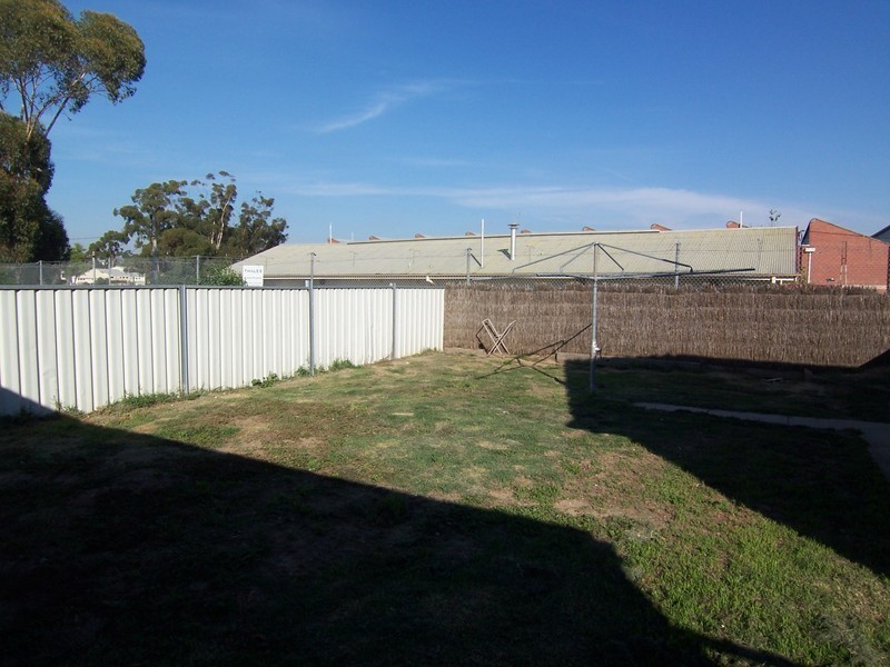 5 Carinya Court, North Bendigo VIC 3550