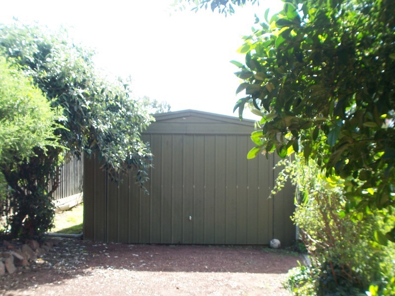 2 Clarke Street, Kennington VIC 3550