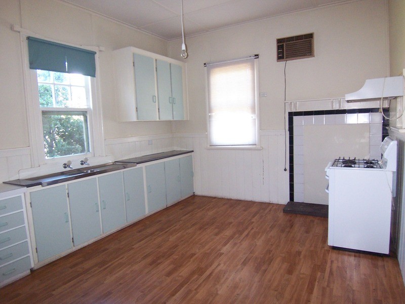 176 Midland Highway, Epsom VIC 3551