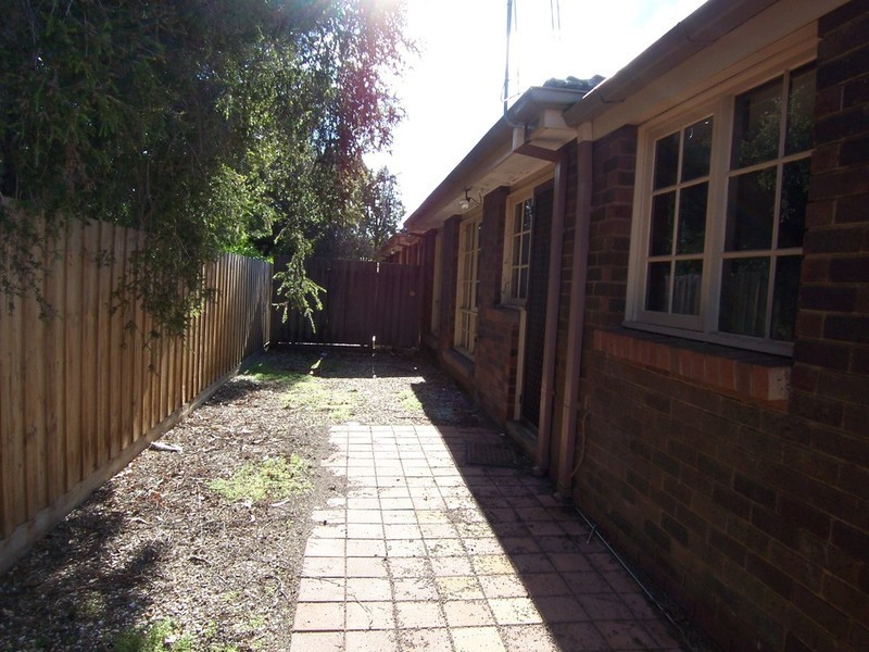 4/26 Rodney Street, Quarry Hill VIC 3550