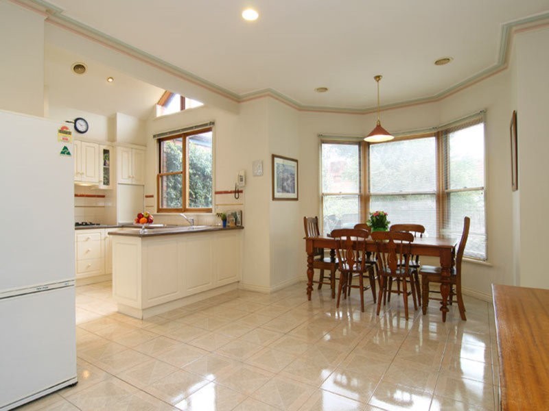 1 Silverfox Court, Strathdale VIC 3550