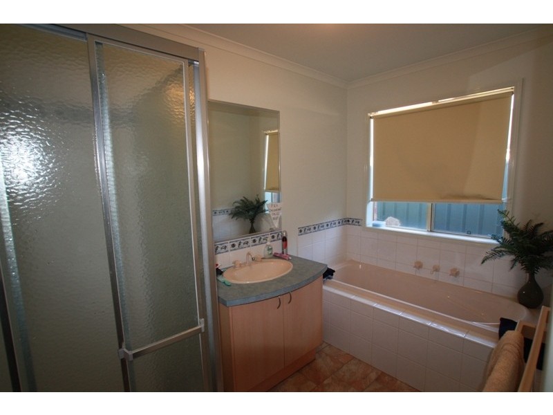 24 Abbey Close, Eaglehawk VIC 3556