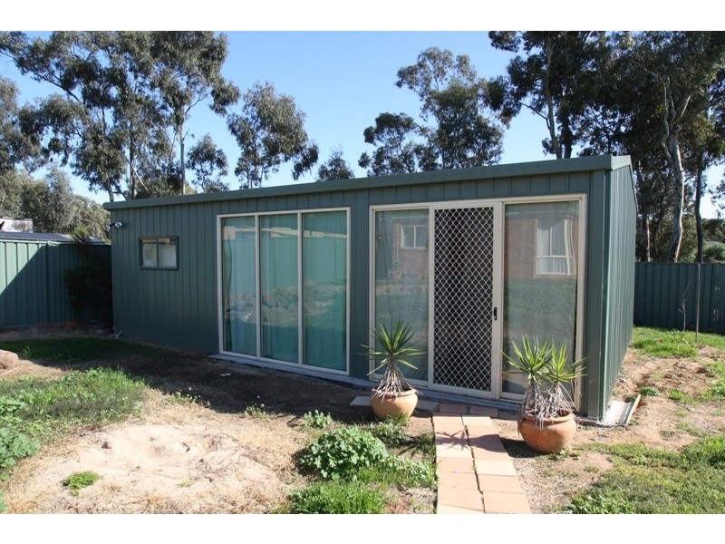 24 Abbey Close, Eaglehawk VIC 3556