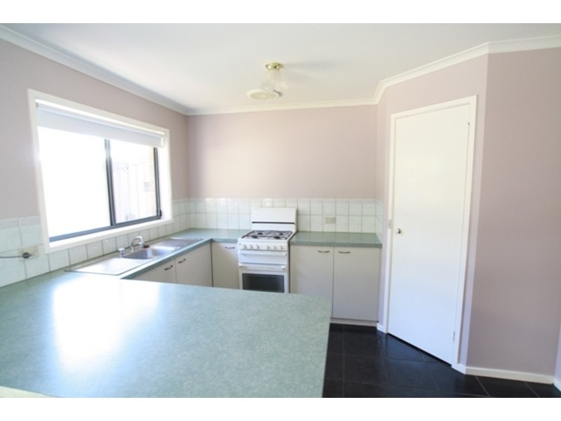 6 Kenny Court, Kangaroo Flat VIC 3555