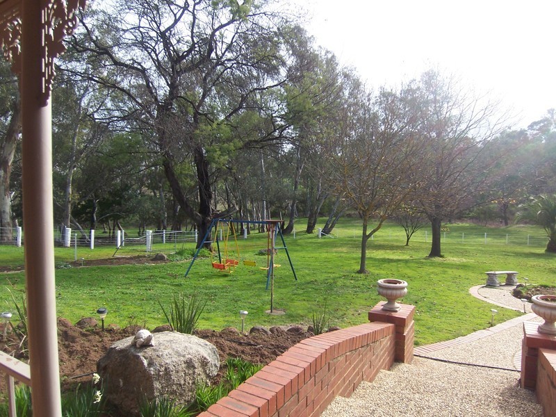 43 Wingrave Road, Lockwood South VIC 3551