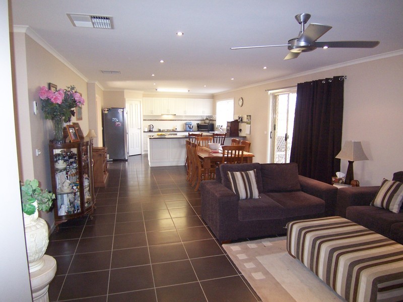 Neilborough VIC 3570