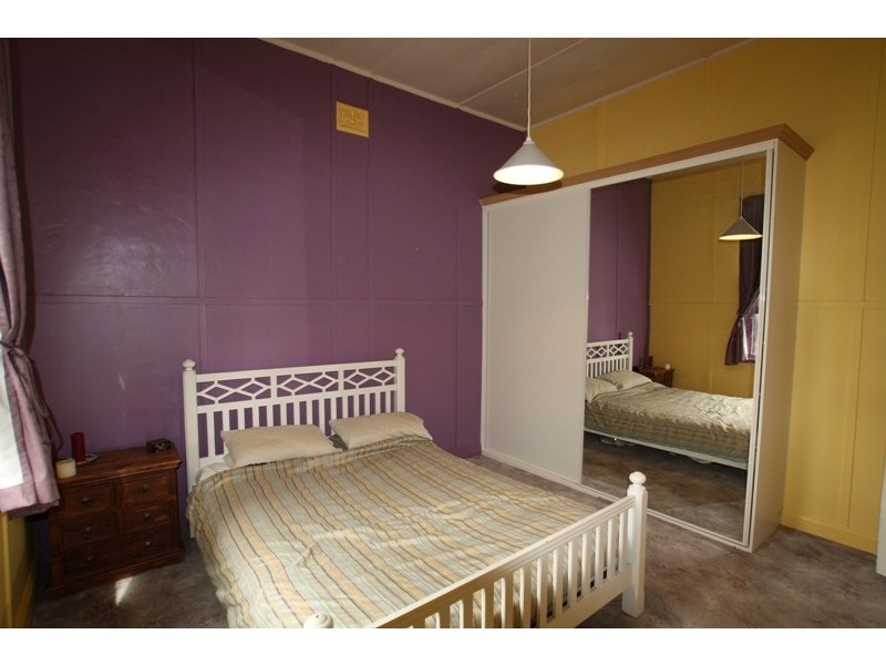 8 Smalley Street, California Gully VIC 3556