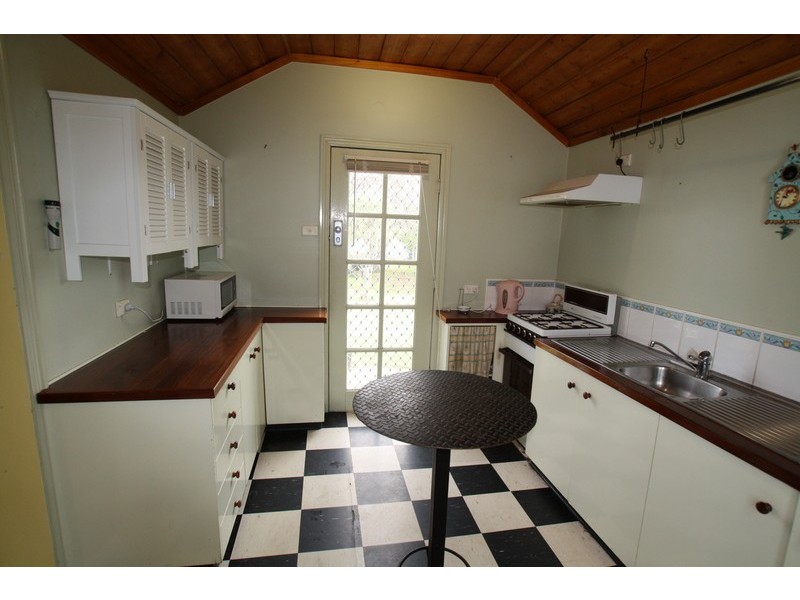 8 Smalley Street, California Gully VIC 3556